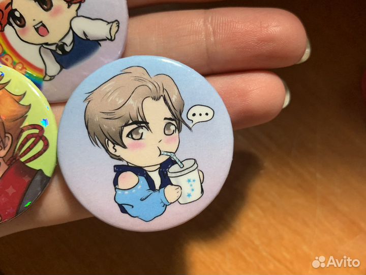 Значок Геншин и бтс