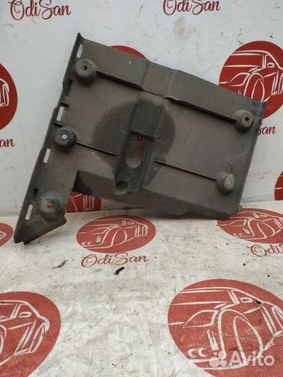 Защита пыльник днища левая Nissan Qashqai+2 JJ10E