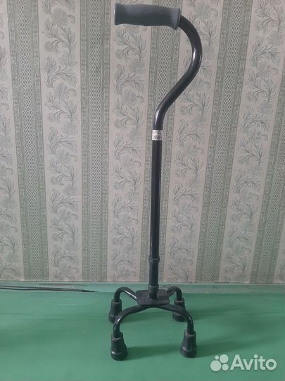 Продам клюшку для опоры при хотьбе