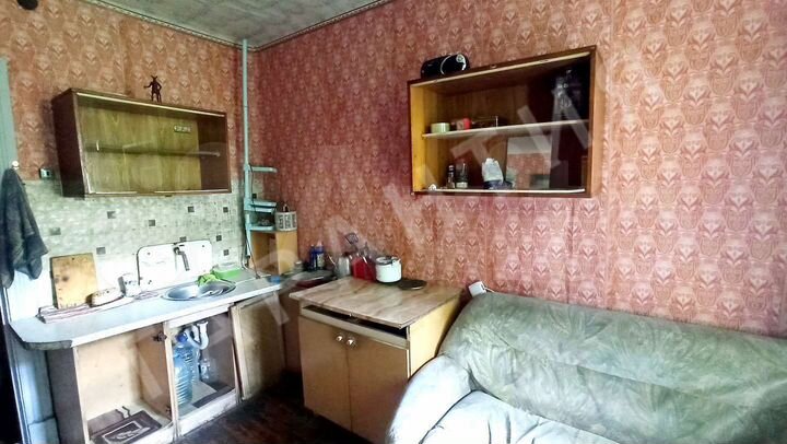 Комната 12 м² в 3-к., 2/2 эт.