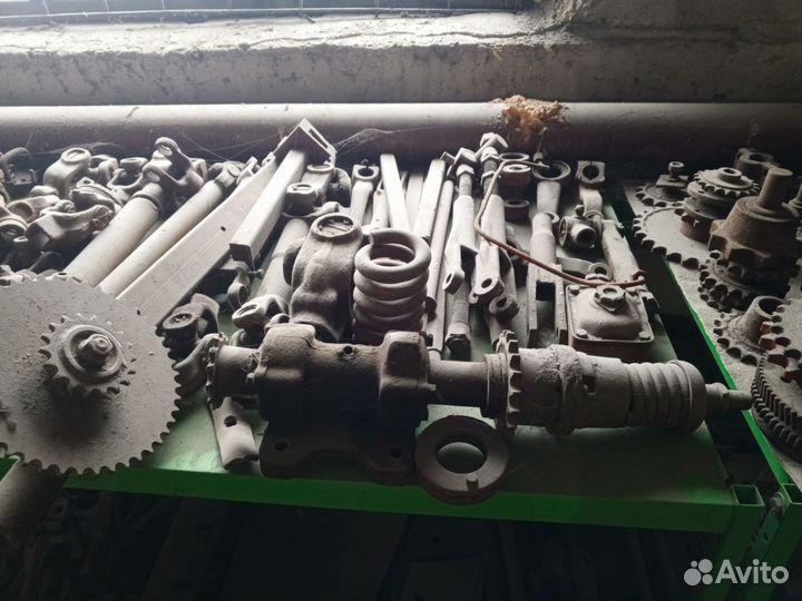 Продам запчасти на трактор Т 25