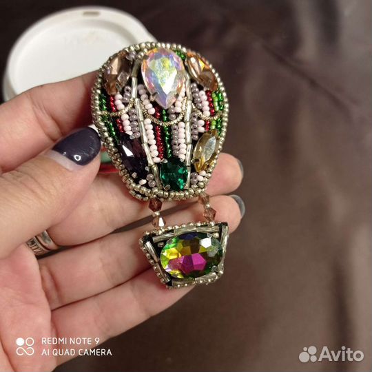 Брошка из бисера воздушный шар