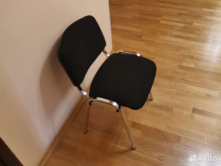 Стул офисный 