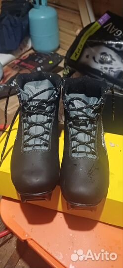 Продаю лыжные ботинки 41 размер