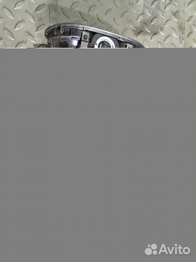 Дефлектор воздушный правый / левый