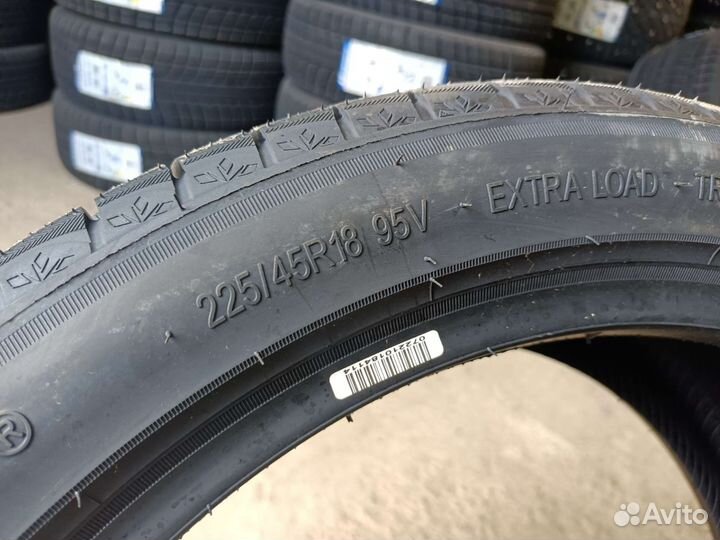 Triangle PL02 225/45 R18 и 255/40 R18