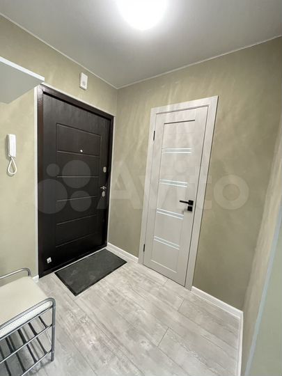 2-к. квартира, 40 м², 4/15 эт.