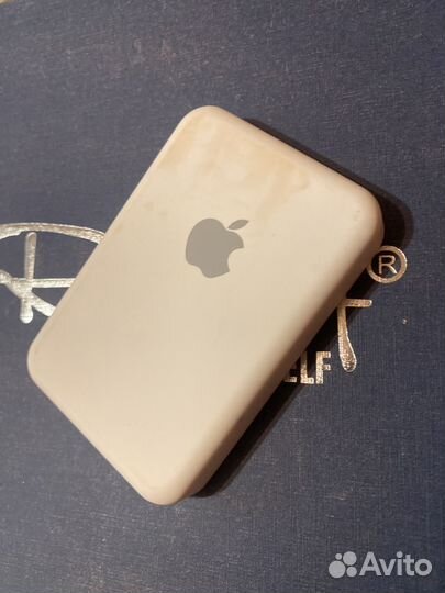 Беспроводная зарядка для iPhone