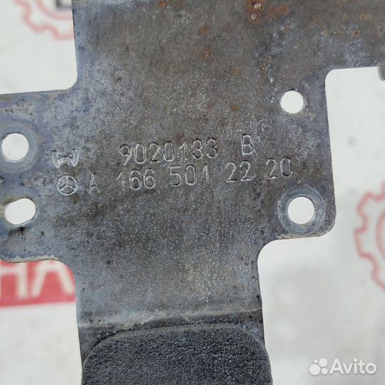 Кронштейн Mercedes-Benz Ml-Class W166 M276 2014