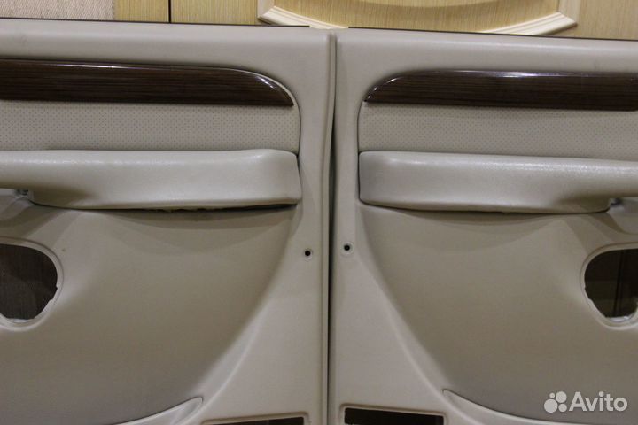 Карты дверей, комплект Cadillac Escalade GMT800