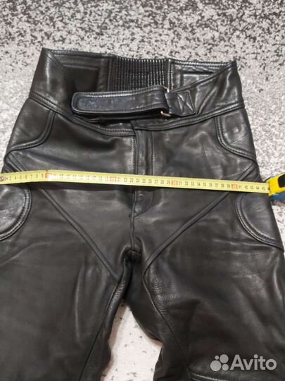 Мотокостюм