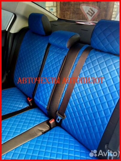 Чехлы Автопилот Mazda 3 bm из экокожи чёрно-синие