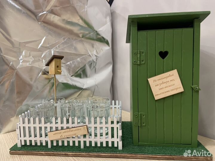 Сувениры из дерева