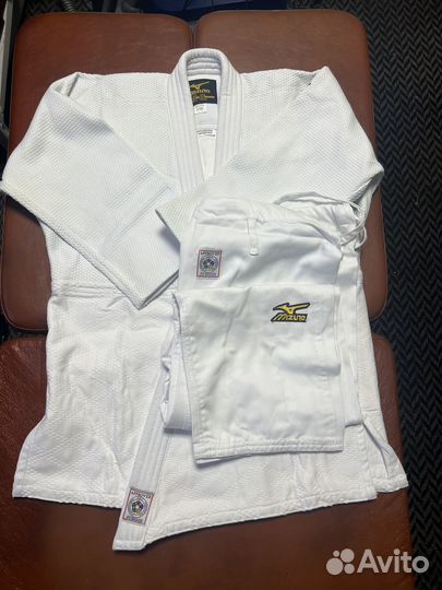 Кимоно для дзюдо. Кимоно Mizuno