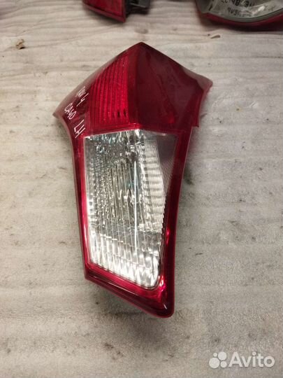 Фонарь левый внутр Toyota RAV4 40 12-15