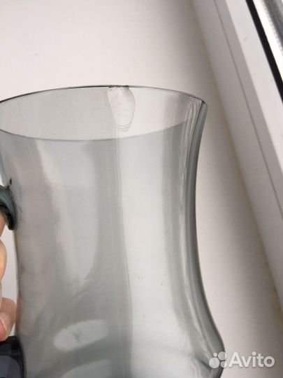 Кувшин из стекла графитного цвета