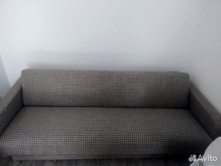 Диван в сад