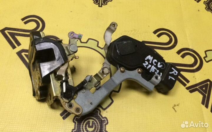 Замок двери задний левый Toyota Windom MCV21 2mzfe