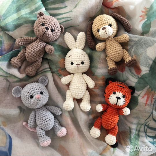 Игрушки вязаные крючком