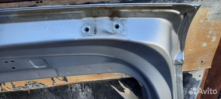 Крышка багажника Renault duster new