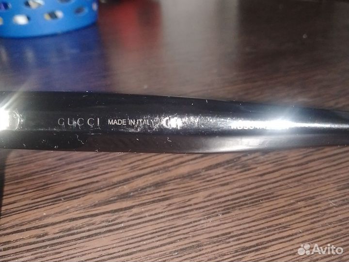 Солнечные очки gucci