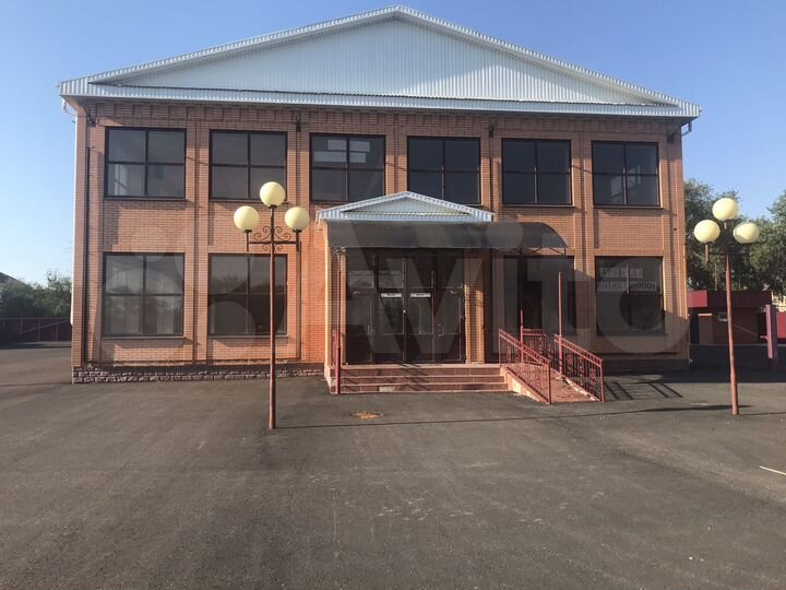 Торговая площадь, 828 м²