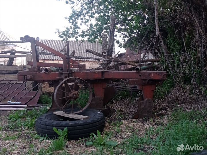 Плуг на мтз 80