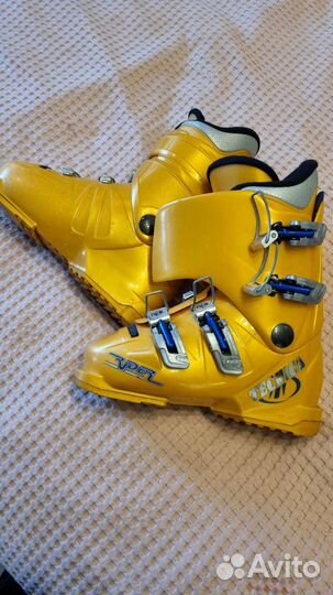 Горнолыжные ботинки