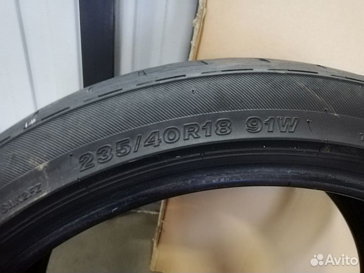 Bridgestone Sneaker 235/40 R18 91W