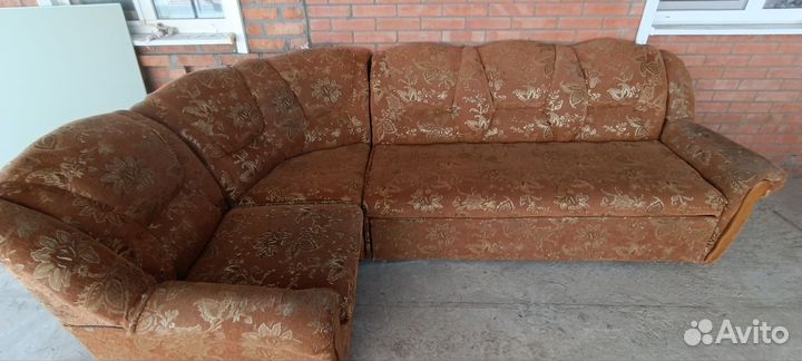 Угловой диван