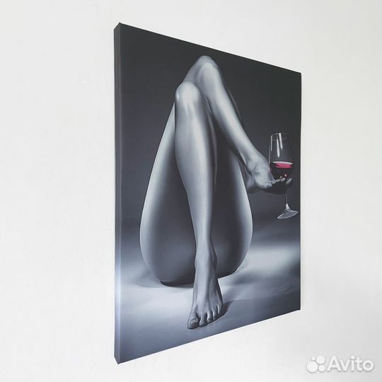 Картина на холсте - Девушка с бокалом вина
