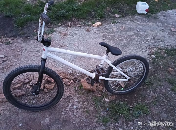 Трюковой велосипед бмх