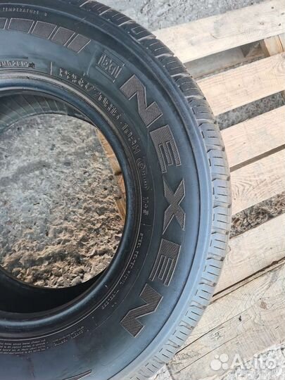 Nexen Radial A/T RV 255/70 R15