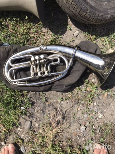 Труба музыкальный инструмент