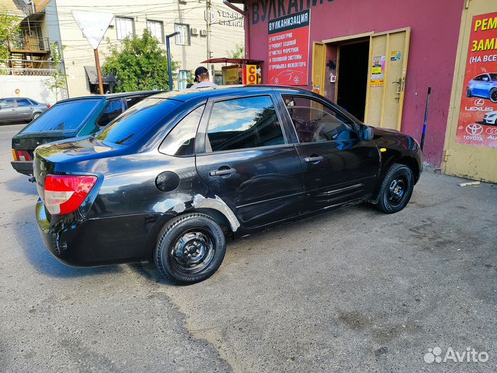 LADA Granta 1.6 МТ, 2015, битый, 145 200 км