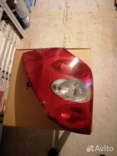 Фонарь задний Рено Лагуна 2 кузов универсал