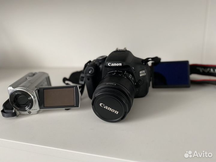Зеркальный фотоаппарат Canon видеокамера Sony