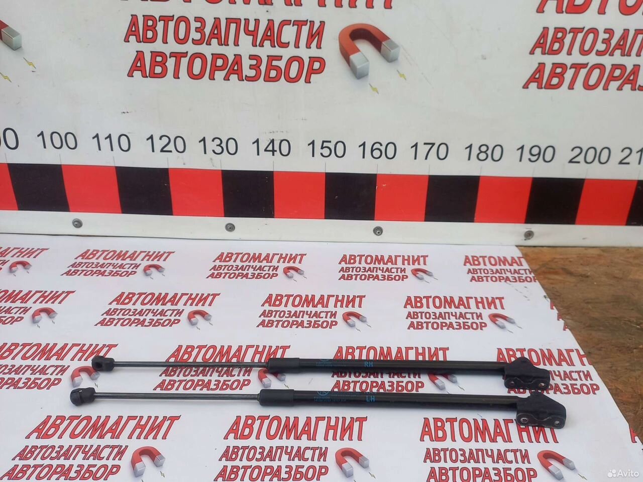 Упор крышки багажника Хендай Туксон 4 20-н.в