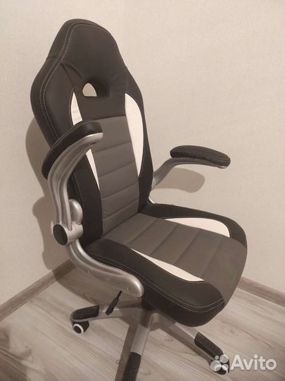Кресло компьютерное новое