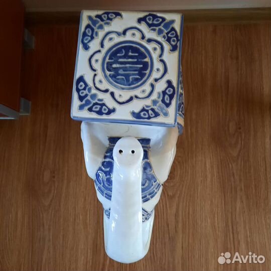 Слон подставка/табурет