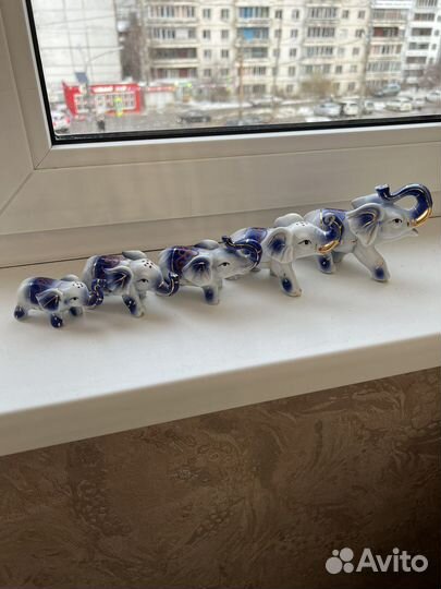 Фигурки, статуэтки, сувиниры