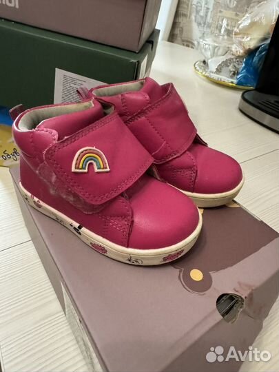 Обувь пакетом детскпя для девочки 22-24