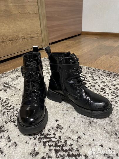 Ботинки для девочки