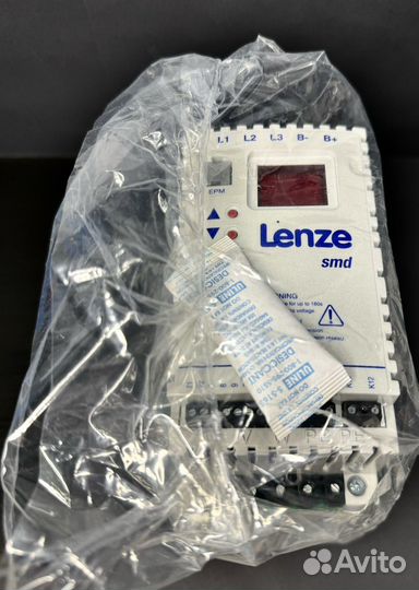 Частотный преобразователь Lenze 1.1kW