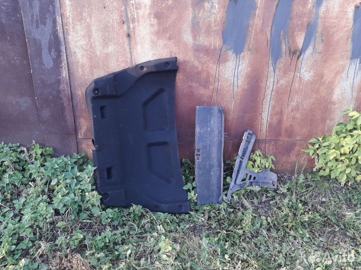 Запчасти Мицубиси carisma