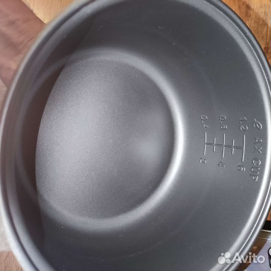 Мультиварка polaris