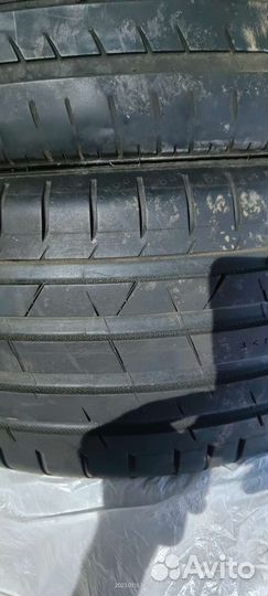 Nokian Tyres Hakka Black 2 245/40 R19 и 245/45 R19 20S