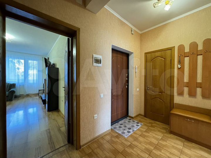 2-к. квартира, 75 м², 2/9 эт.