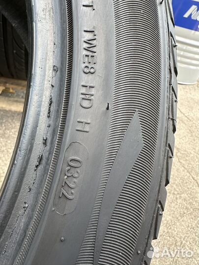 Aosen HU901 275/40 R20 106W