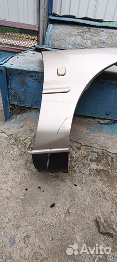 Тойота спринтер 100,AE100,крыло переднее правое